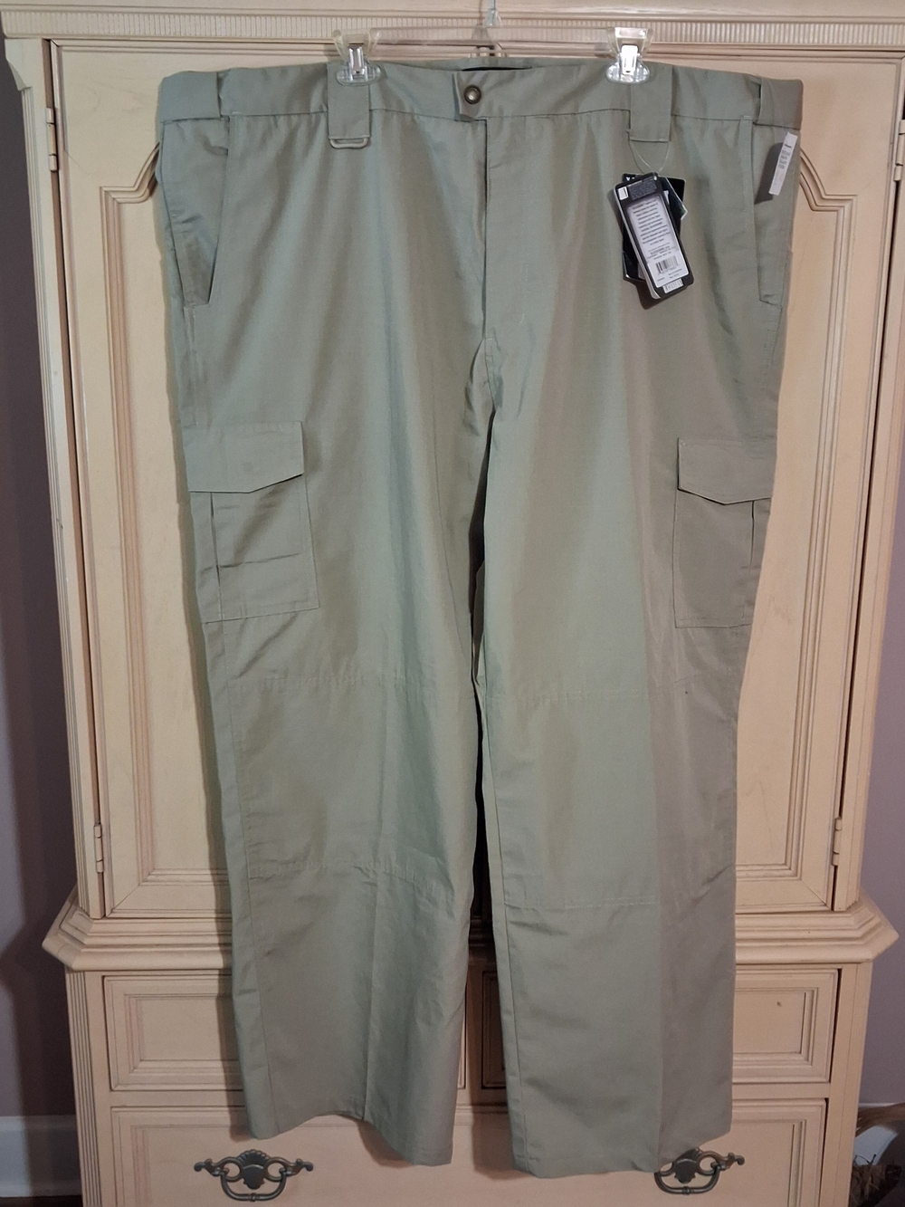 Men's Blackhawk! tactical pants. Size 50/39.